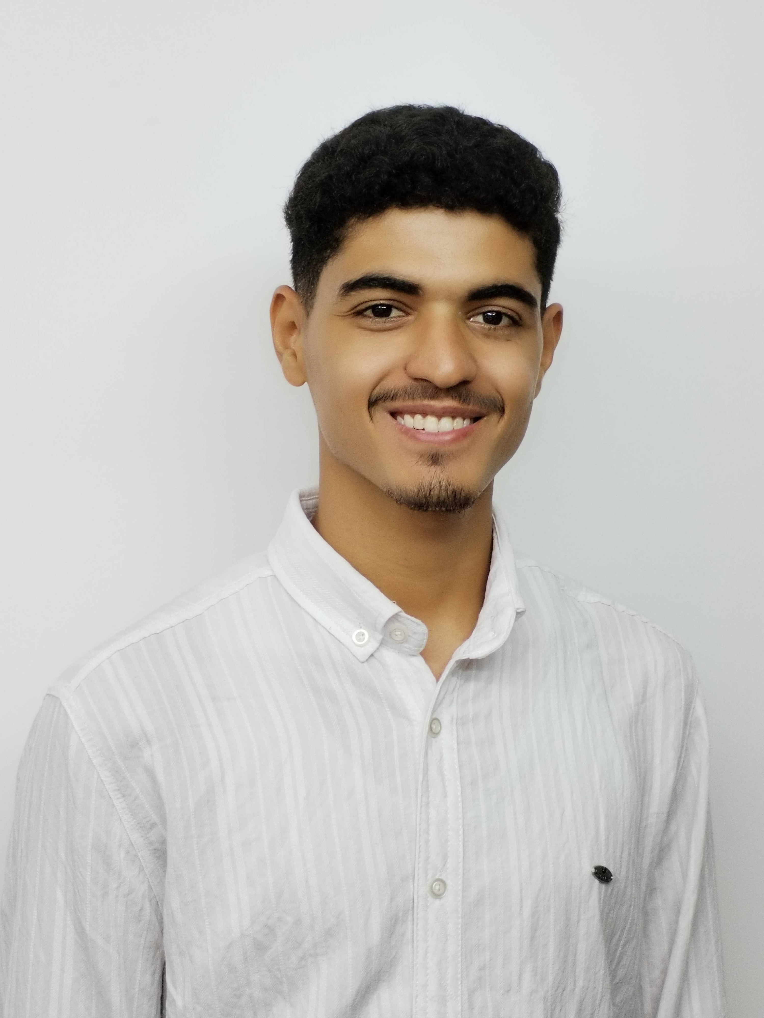 يوسف  مصبح
